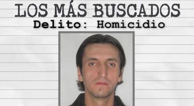 Autoridades intensifican la búsqueda de un peligroso homicida en Bogotá. Se ofrece una recompensa de hasta $50 millones por información que permita ubicar a alias Carlos, cabecilla de 'La Carrilera'.
