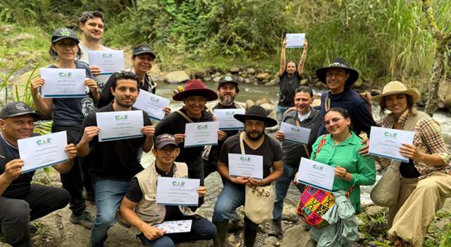 Con una estrategia que une sostenibilidad y educación, la CAR le apuesta a fortalecer el turismo de naturaleza en Cundinamarca, capacitando a comunidades locales para que aprovechen sus territorios.