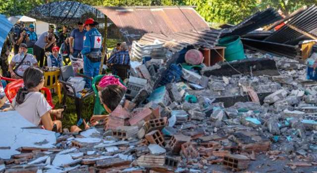 El fuerte temblor en Colombia dejó más de 350 viviendas dañadas, colegios inhabilitados, iglesias agrietadas y carreteras bloqueadas en Cundinamarca.