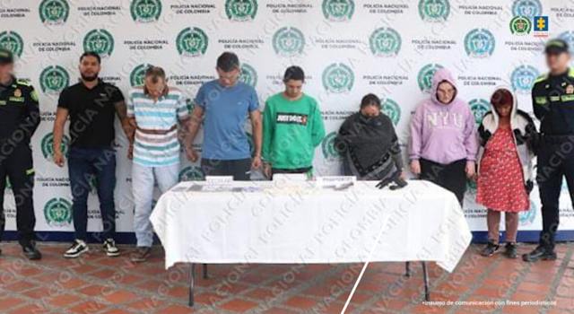 Una familia entera estaría al frente de una red criminal que enviaba droga a París desde Colombia. Entre los capturados hay una menor de edad y una estructura que operaba entre Pereira, Bogotá y Francia.