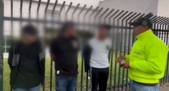 En solo una semana, las autoridades frustraron tres casos de extorsión en Bogotá. Los delincuentes suplantaban estructuras criminales y exigían millonarios pagos a sus víctimas.