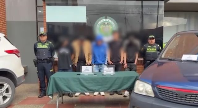 Capturan a cinco personas dedicadas al robo de vehículos en Bogotá, hay dos venezolanos