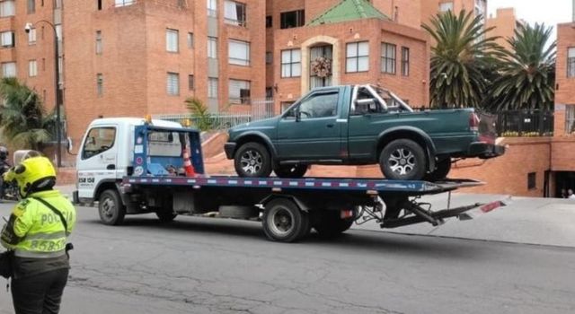 tarifas de comparendos, grúas, patios y trámites de movilidad en Bogotá para 2026