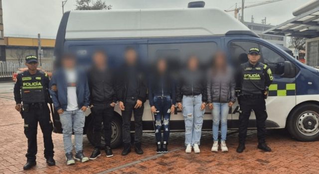 Golpe a los ‘cosquilleros’ en TransMilenio: capturan a seis en estación Ricaurte