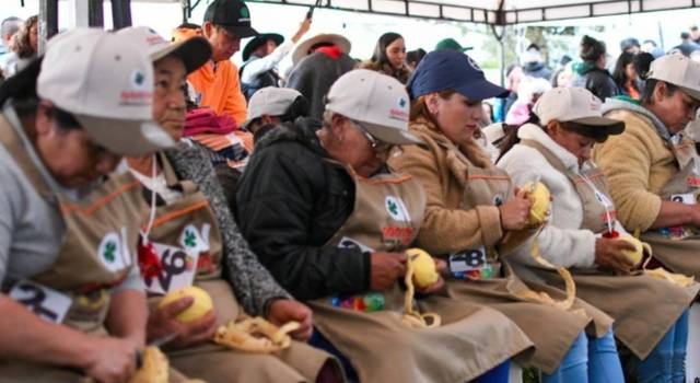 El concurso más curioso de Cundinamarca regresa a Sibaté: elegirán al Azadón de Oro y la Dama de la Papa