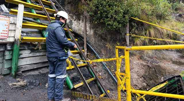 Minería ilegal arrasaba un ecosistema protegido en Cundinamarca: la CAR intervino