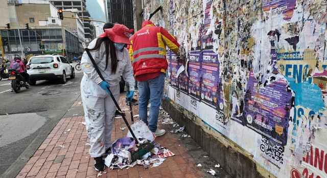 Retiran más de 3.000 piezas de publicidad política ilegal en Bogotá: 65 candidatos fueron reportados