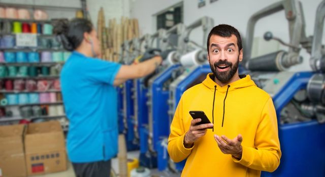 Menos personas buscan empleo en Bogotá: la ciudad alcanzó una de sus cifras más bajas de desempleo